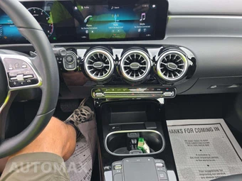 2022 Mercedes-Benz A 220 - miniatura 10