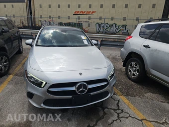 2022 Mercedes-Benz A 220 - miniatura 2