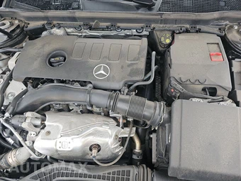 2022 Mercedes-Benz A 220 - miniatura 15