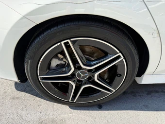 2022 Mercedes-Benz AMG CLA 35 4MATIC - miniatura 17
