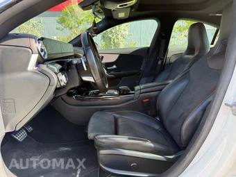 2022 Mercedes-Benz AMG CLA 35 4MATIC - miniatura 9