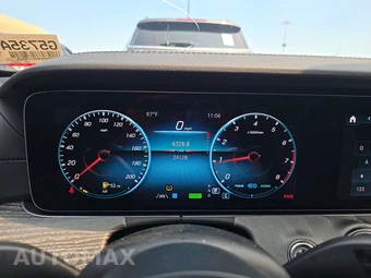 2022 Mercedes-Benz AMG E 53 4MATIC Sedan - miniatura 18