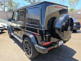 2022 Mercedes-Benz AMG G 63 4MATIC - miniatura 2