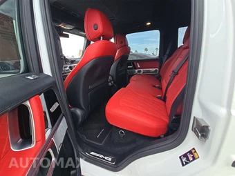 2022 Mercedes-Benz AMG G 63 4MATIC - miniatura 13