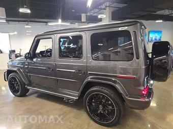 2022 Mercedes-Benz AMG G 63 4MATIC - miniatura 2