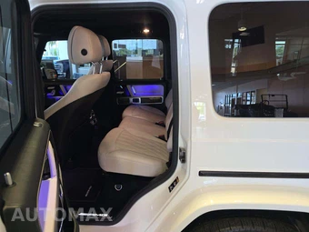2022 Mercedes-Benz AMG G 63 4MATIC - miniatura 13