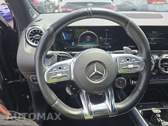 2022 Mercedes-Benz AMG GLA 45 4MATIC – miniatura 10