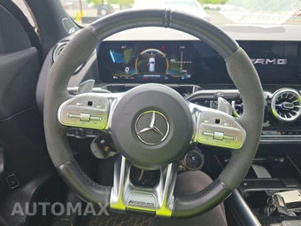 2022 Mercedes-Benz AMG GLA 45 4MATIC – miniatura 10