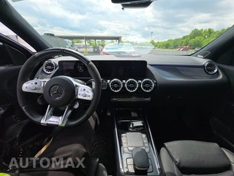 2022 Mercedes-Benz AMG GLA 45 4MATIC – miniatura 11