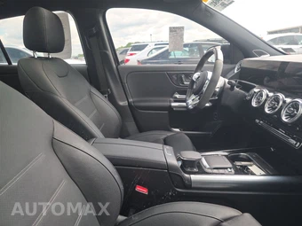 2022 Mercedes-Benz AMG GLA 45 4MATIC – miniatura 8
