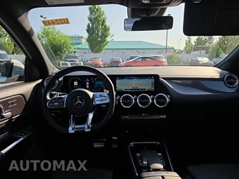 2022 Mercedes-Benz AMG GLA 45 4MATIC – miniatura 14
