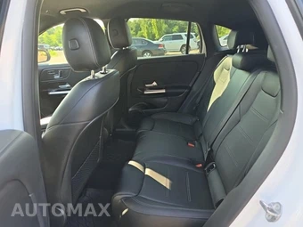 2022 Mercedes-Benz AMG GLA 45 4MATIC – miniatura 16