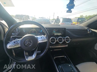 2022 Mercedes-Benz AMG GLA 45 4MATIC - miniatura 11