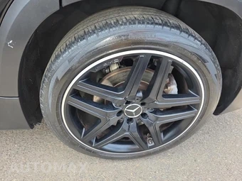 2022 Mercedes-Benz AMG GLB 35 4MATIC - miniatura 11