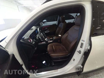 2022 Mercedes-Benz AMG GLB 35 4MATIC – miniatura 6