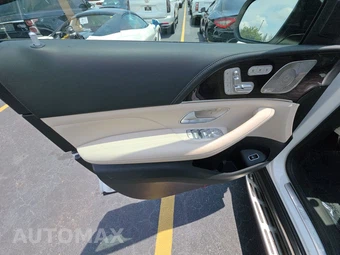 2022 Mercedes-Benz AMG GLS 63 4MATIC – miniatura 9