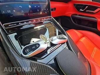 2022 Mercedes-Benz AMG SL 55 – miniatura 8