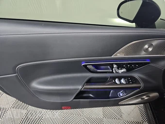 2022 Mercedes-Benz AMG SL 63 - miniatura 9