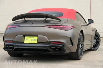 2022 Mercedes-Benz AMG SL 63 - miniatura 3