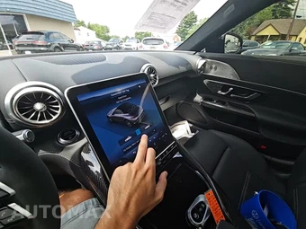 2022 Mercedes-Benz AMG SL 63 – miniatura 18
