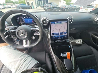 2022 Mercedes-Benz AMG SL 63 – miniatura 7