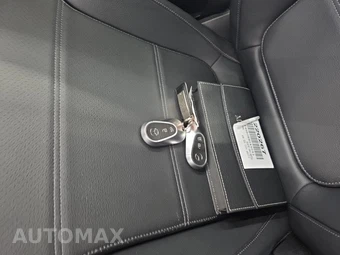 2022 Mercedes-Benz C 300 4MATIC Sedan - miniatura 22