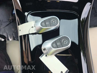 2022 Mercedes-Benz C 300 4MATIC Sedan - miniatura 8