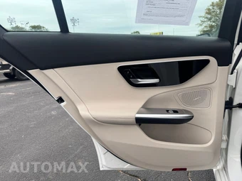 2022 Mercedes-Benz C 300 4MATIC Sedan - miniatura 17