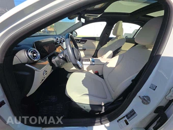 2022 Mercedes-Benz C 300 4MATIC Sedan - miniatura 3
