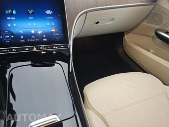2022 Mercedes-Benz C 300 4MATIC Sedan - miniatura 11