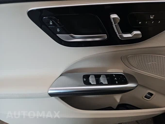 2022 Mercedes-Benz C 300 4MATIC Sedan - miniatura 19