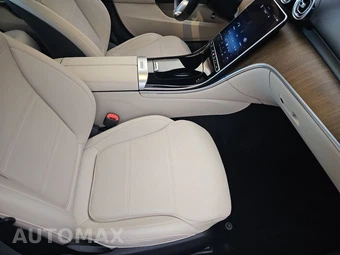 2022 Mercedes-Benz C 300 4MATIC Sedan - miniatura 8