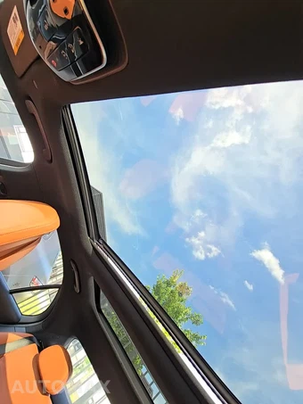 2022 Mercedes-Benz C 300 Sedan - miniatura 22