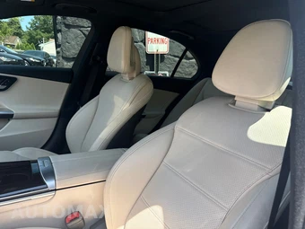 2022 Mercedes-Benz C 300 Sedan - miniatura 12