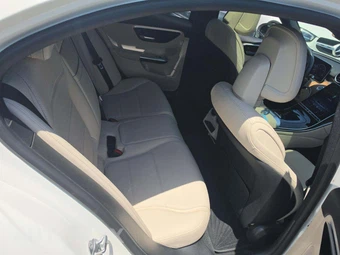 2022 Mercedes-Benz C 300 Sedan - miniatura 16