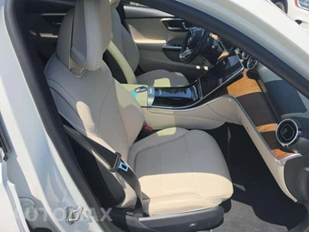2022 Mercedes-Benz C 300 Sedan - miniatura 18