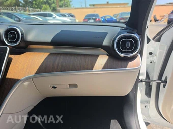 2022 Mercedes-Benz C 300 Sedan - miniatura 19