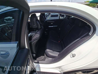 2022 Mercedes-Benz C 300 Sedan - miniatura 10