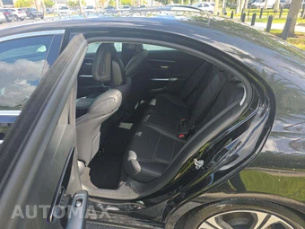 2022 Mercedes-Benz C 300 Sedan - miniatura 13