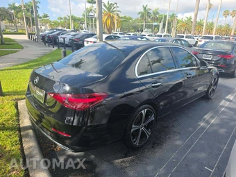 2022 Mercedes-Benz C 300 Sedan - miniatura 3