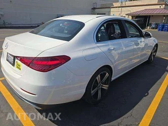 2022 Mercedes-Benz C 300 Sedan - miniatura 3