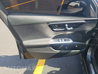 2022 Mercedes-Benz C 300 Sedan - miniatura 9