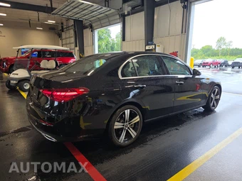 2022 Mercedes-Benz C 300 Sedan - miniatura 4