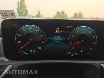 2022 Mercedes-Benz CLA 250 4MATIC - miniatura 15