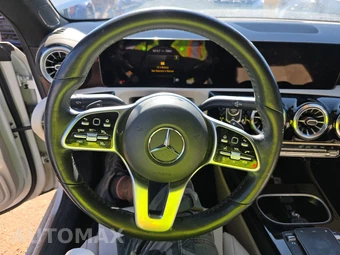 2022 Mercedes-Benz CLA 250 4MATIC - miniatura 10