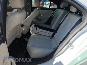 2022 Mercedes-Benz CLA 250 4MATIC - miniatura 13