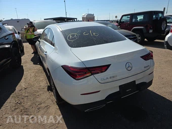 2022 Mercedes-Benz CLA 250 4MATIC - miniatura 6