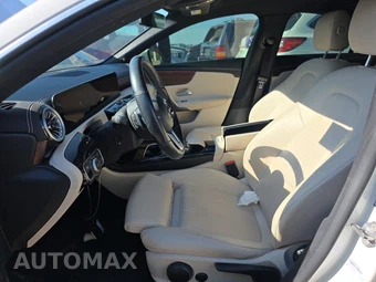 2022 Mercedes-Benz CLA 250 4MATIC - miniatura 7