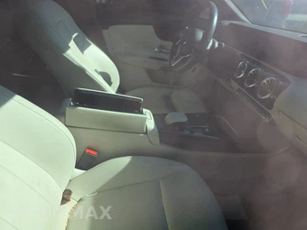 2022 Mercedes-Benz CLA 250 4MATIC - miniatura 8