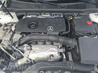 2022 Mercedes-Benz CLA 250 - miniatura 15